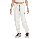 Pale Ivory/Black