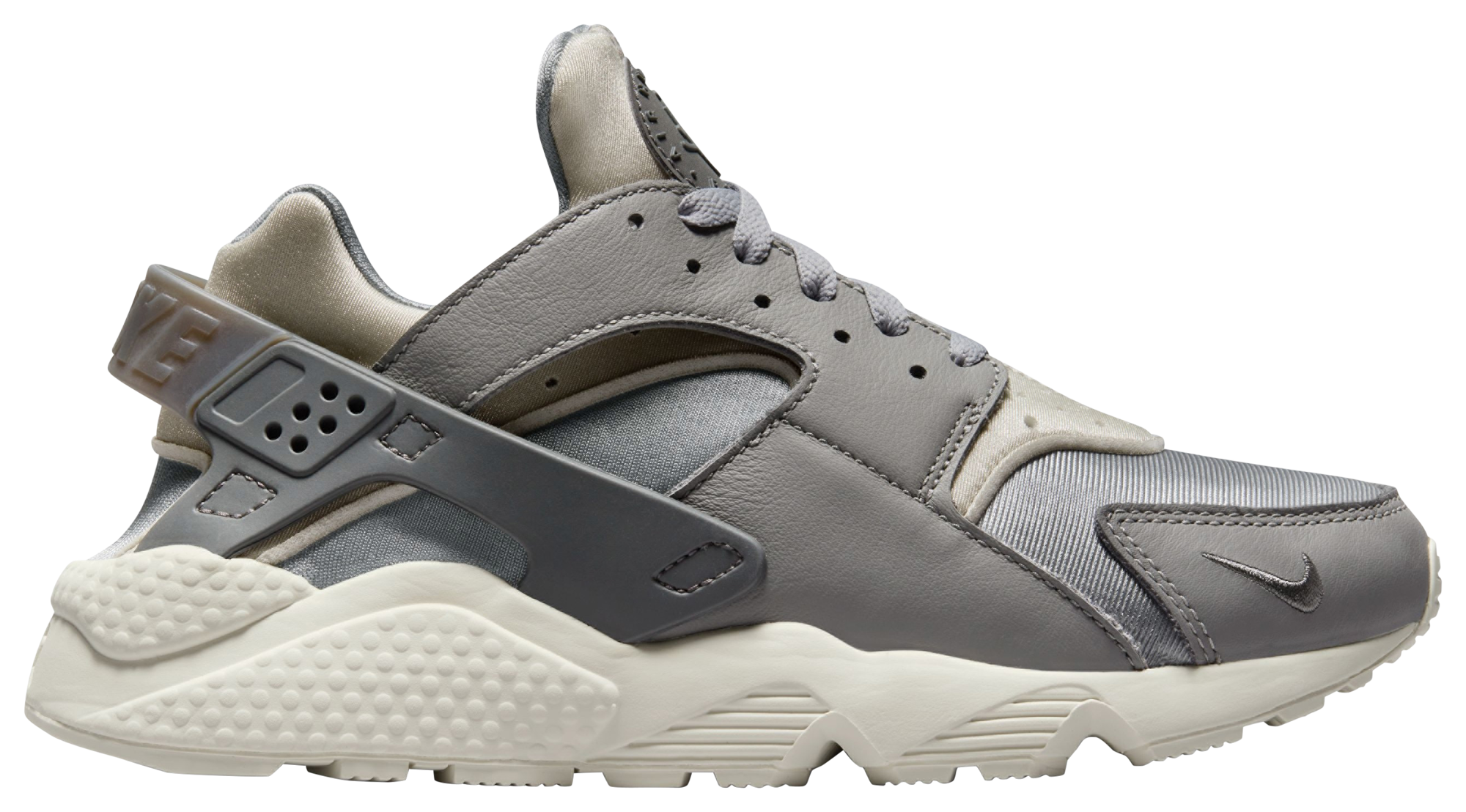 Champs sports cheap huarache