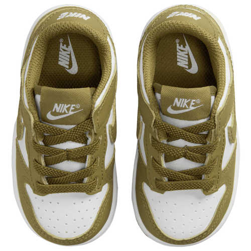 Nike Dunk Low  Image 4 of 7. Tap to open photo gallery.