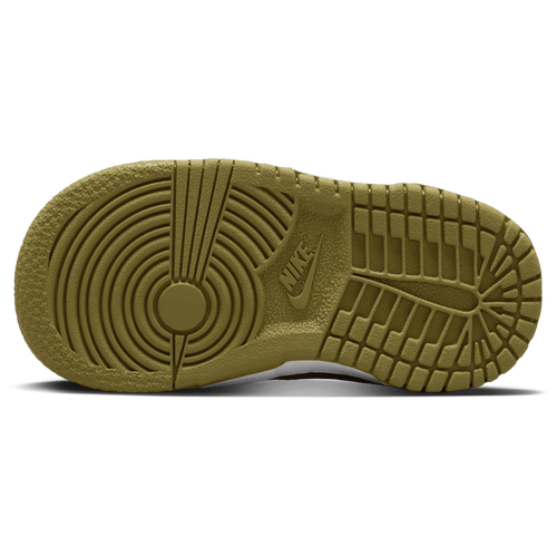 Nike Dunk Low  Image 5 of 7. Tap to open photo gallery.