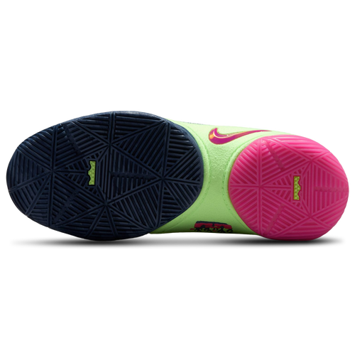 Nike LeBron XXII