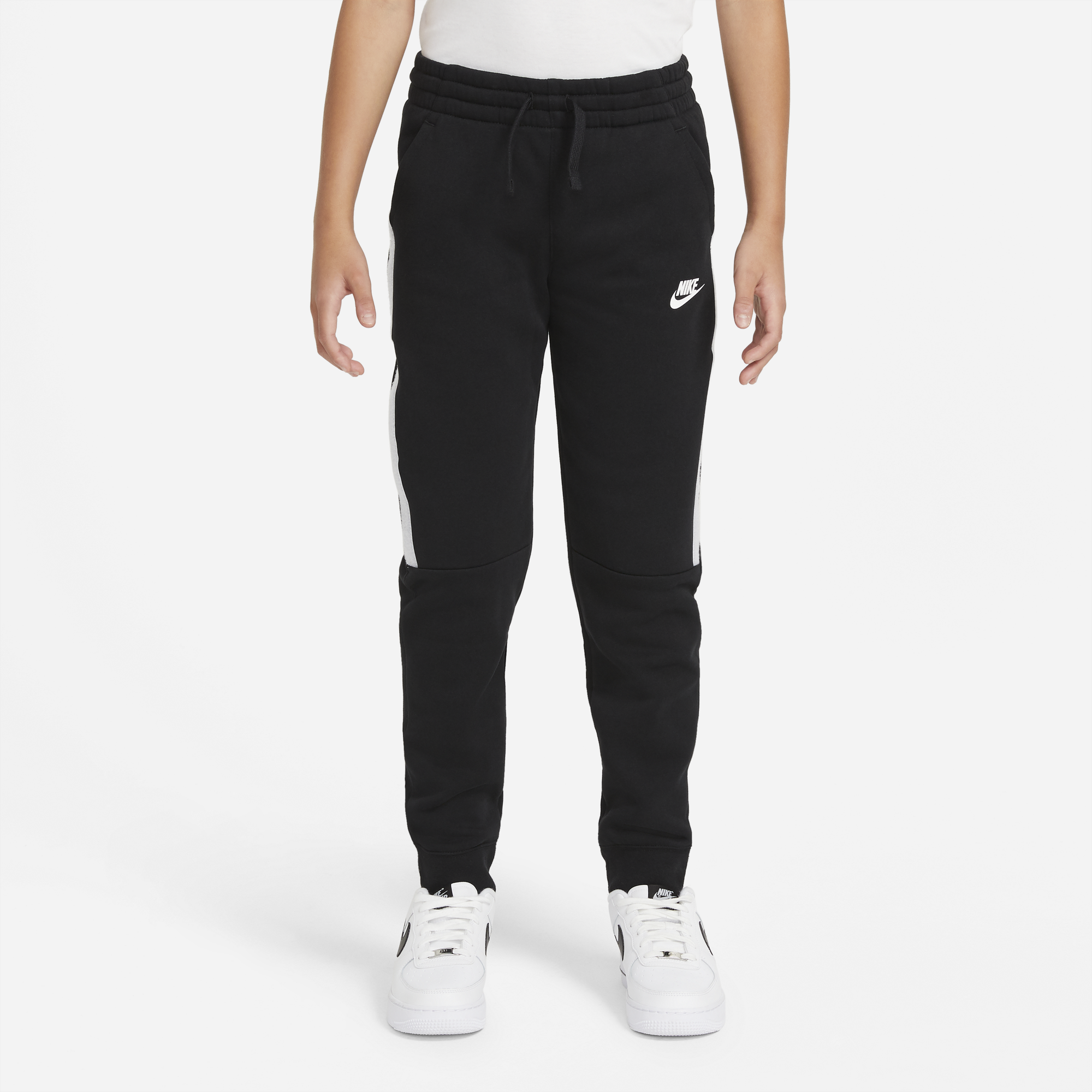 nike jogging outfits