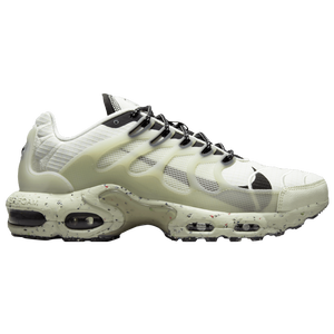 Foot Locker Drops Nike Air Max Plus 3 in OG Colorway