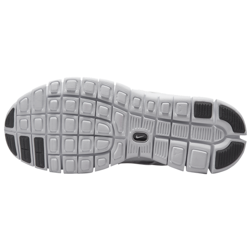 Nike free footlocker best sale