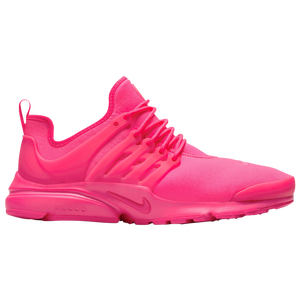 Hot pink hotsell nikes womens