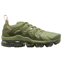 Vapormax plus shop at foot locker