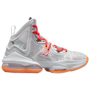 Nike LeBron 19 | Foot Locker