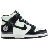 Green/Black/White
