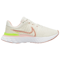 Nike odyssey react flyknit cheap 2 footlocker