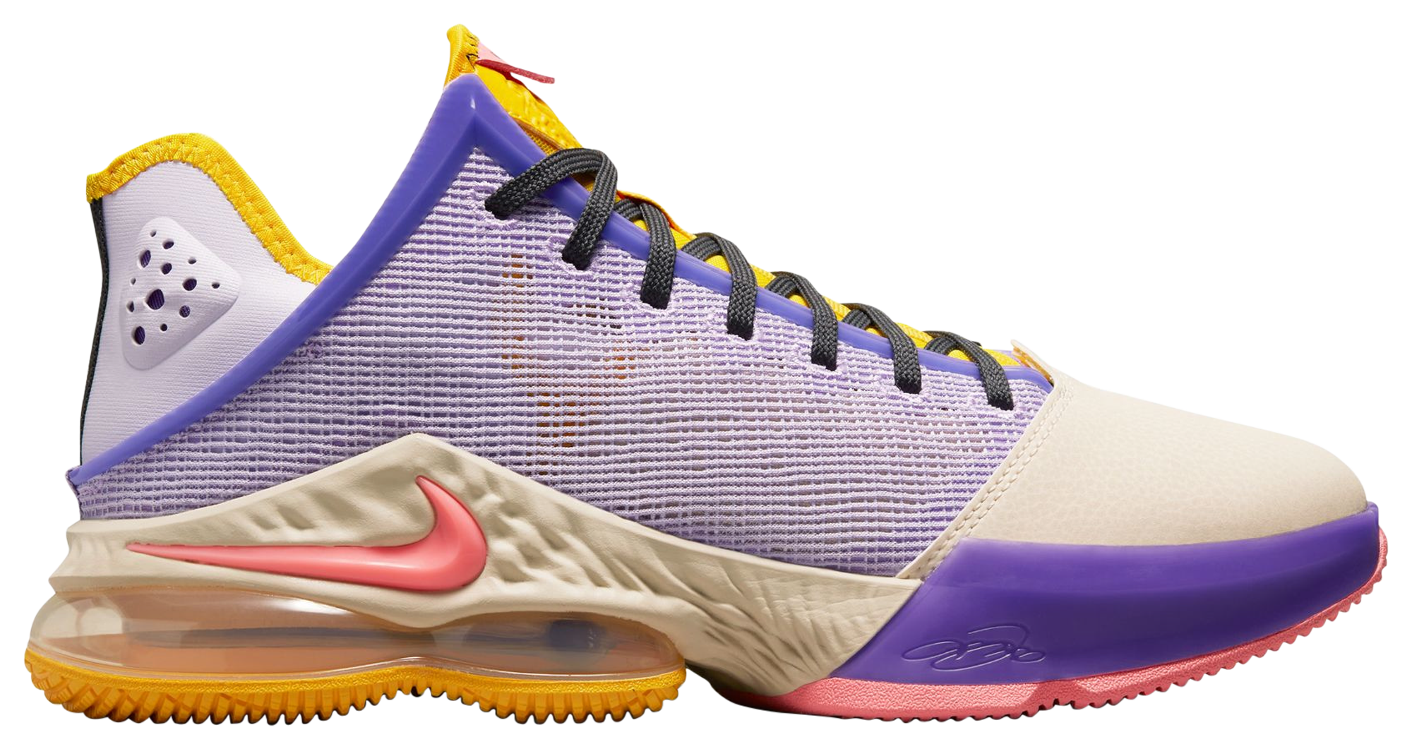 Lebron 16 shop kids foot locker