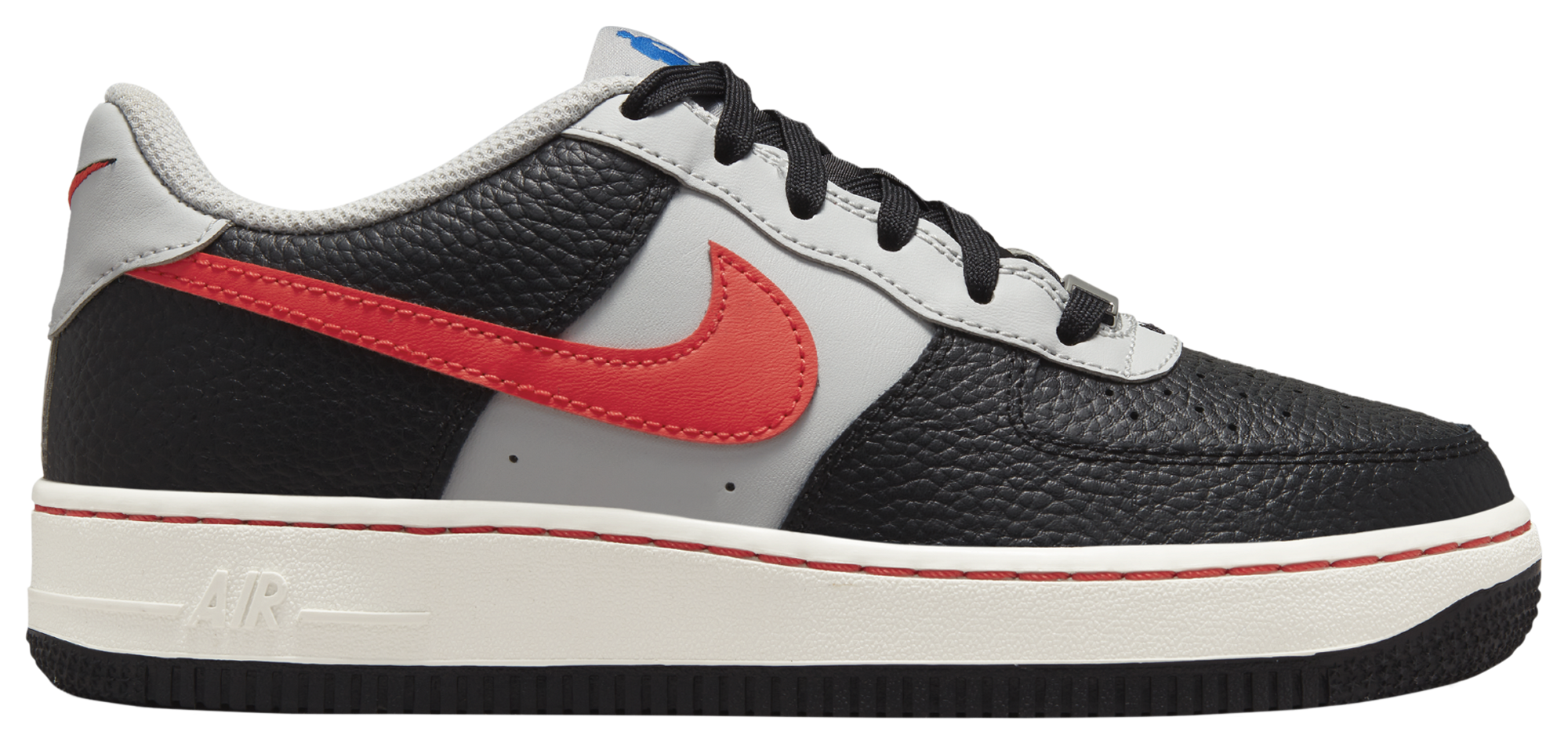 Black Nike Air Force 1 Shoes | Foot Locker