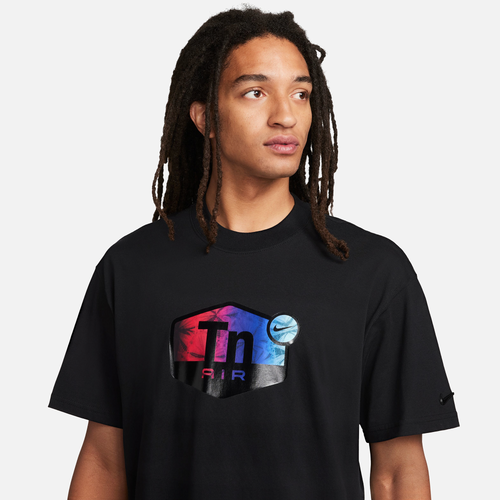 Nike graphic tees footlocker online