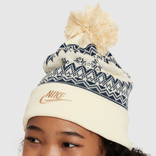 Nike pom beanie clearance