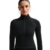 Black/Sail