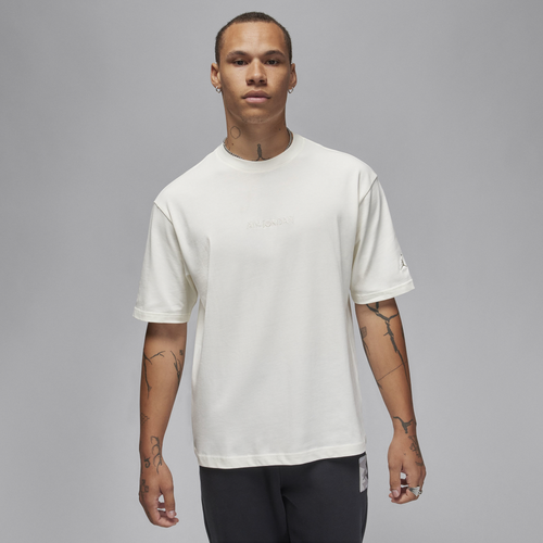 Foot locker jordan shirt best sale