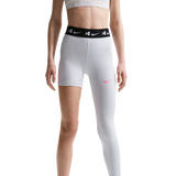 Pure Platinum/Hyper Pink