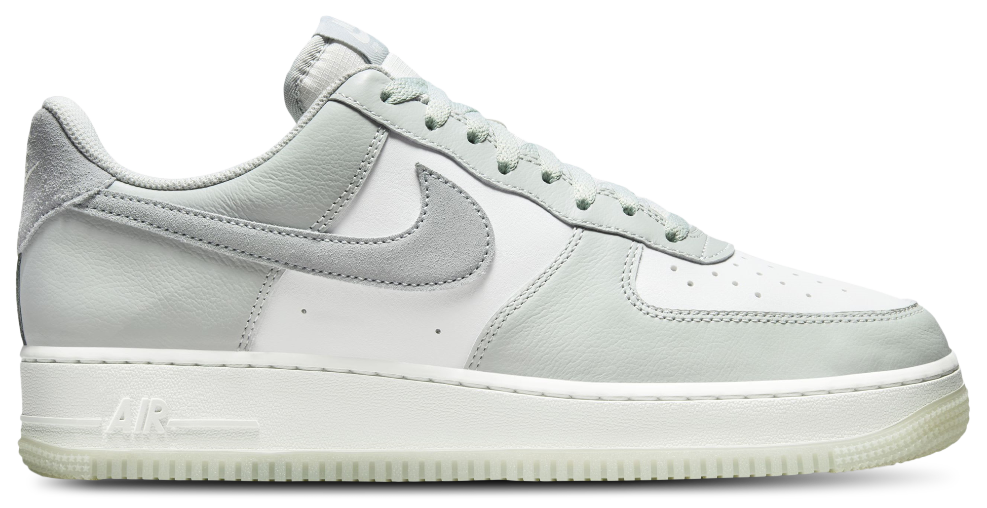 Nike air force 1 lv8 utility footlocker best sale