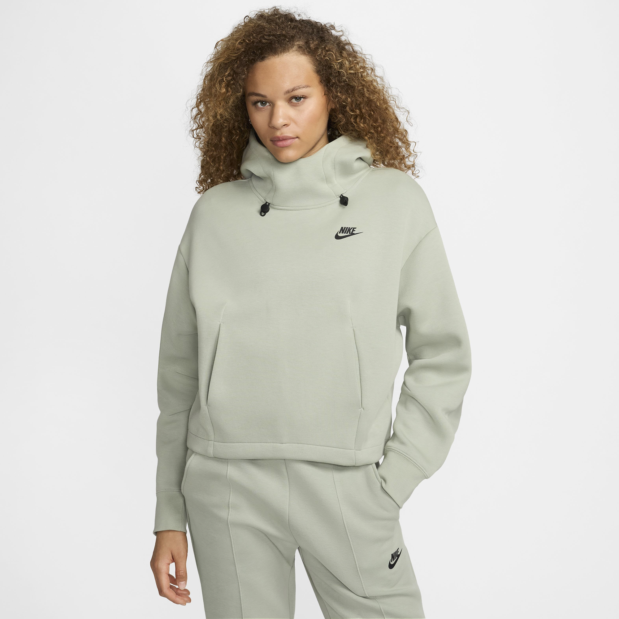 ナイキ Nike 【 Nsw Tech Fleece Os Hoodie Women's 】 ファッション レディースファッション トップス パーカー レディー Nike NSW Tech Fleece OS Hoodie | Foot Locker