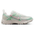 Nike Vomero 5 - Nike Sail/Pink Foam