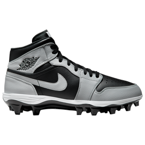 Jordan on sale cleats black