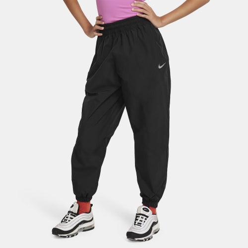 Nike track pants foot locker best sale