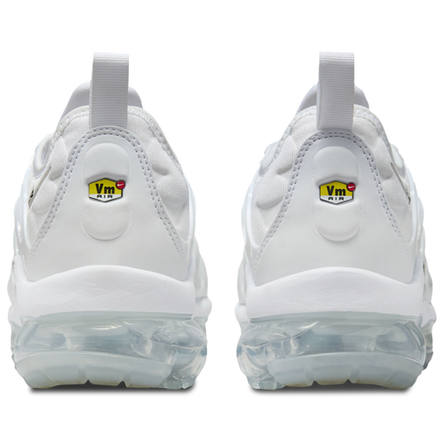 Foot locker womens vapormax plus best sale