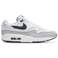 Air max one foot 2024 locker