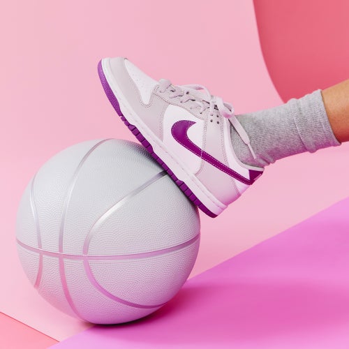

Girls Nike Nike Dunk Low - Girls' Grade School Basketball Shoe White/Violet Size 05.5
