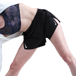 Women's - Nike AerOSwift Dri-FIT Adv Mid Rise 3In Short - White/Black