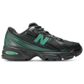 New Balance 740 - New Balance Black/Nordic Green