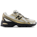 New Balance 740 - New Balance White/Gold Black