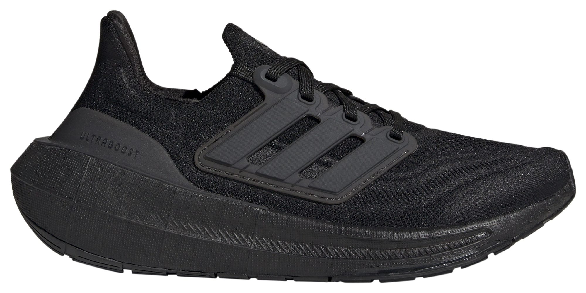 Ultra boost outlet all black footlocker