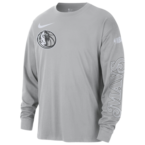 Foot locker long sleeve deals