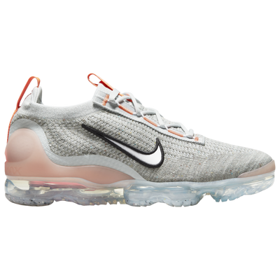 nike air vapormax 2021 flyknit on feet