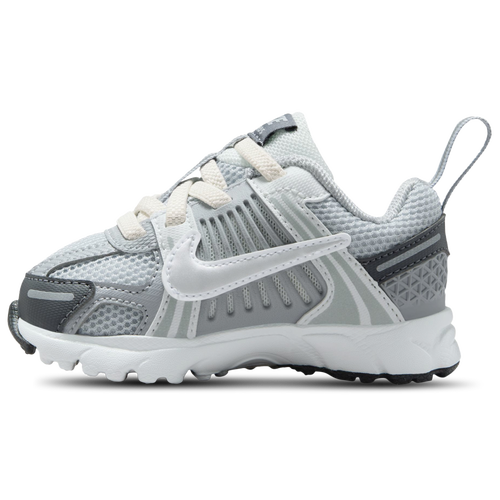 Nike Vomero 5