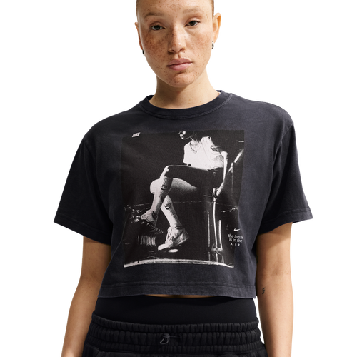  - Nike Basketball Photo Crop Tee - Black