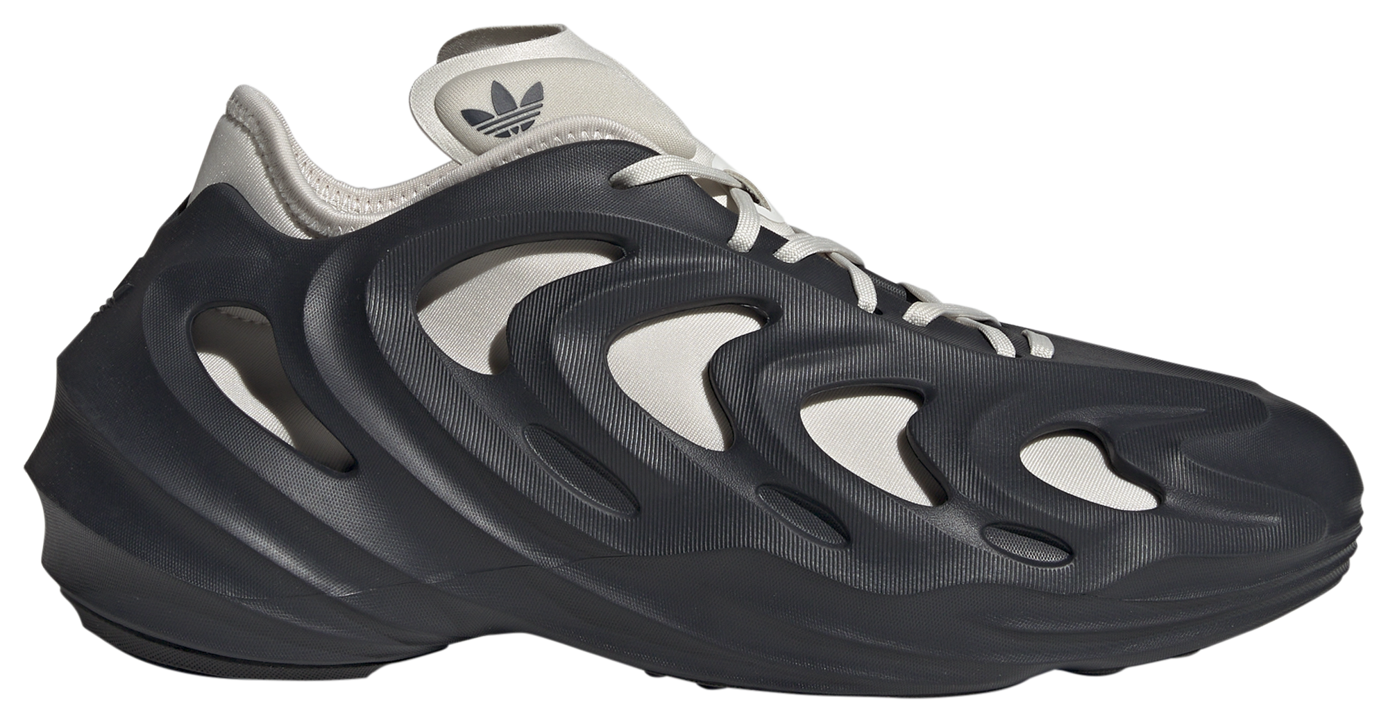 yeezy 700 champs