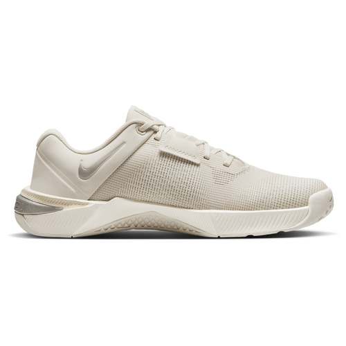  - Nike Metcon 10 - Mtlc Silver/Lt Orewood Brn Phantom