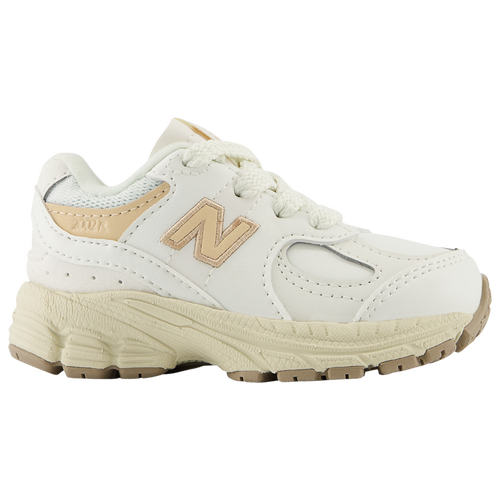 New Balance Kids' Girls  2002 In Moonbeam/frappe