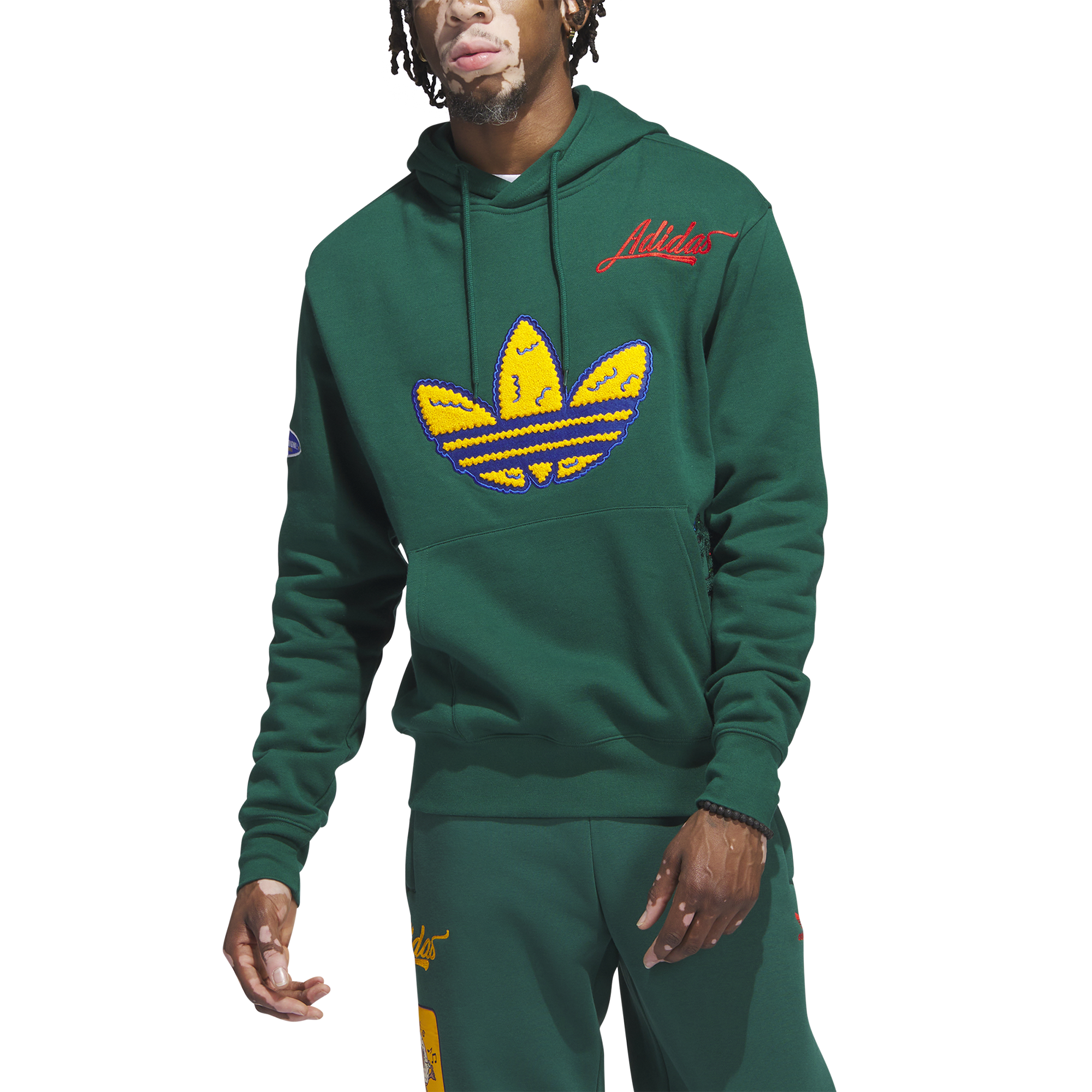 Foot locker 2025 adidas sweatshirt