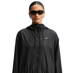 Black/Sail