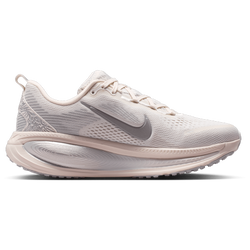 Pour femmes - Nike Vomero 18 SE - 