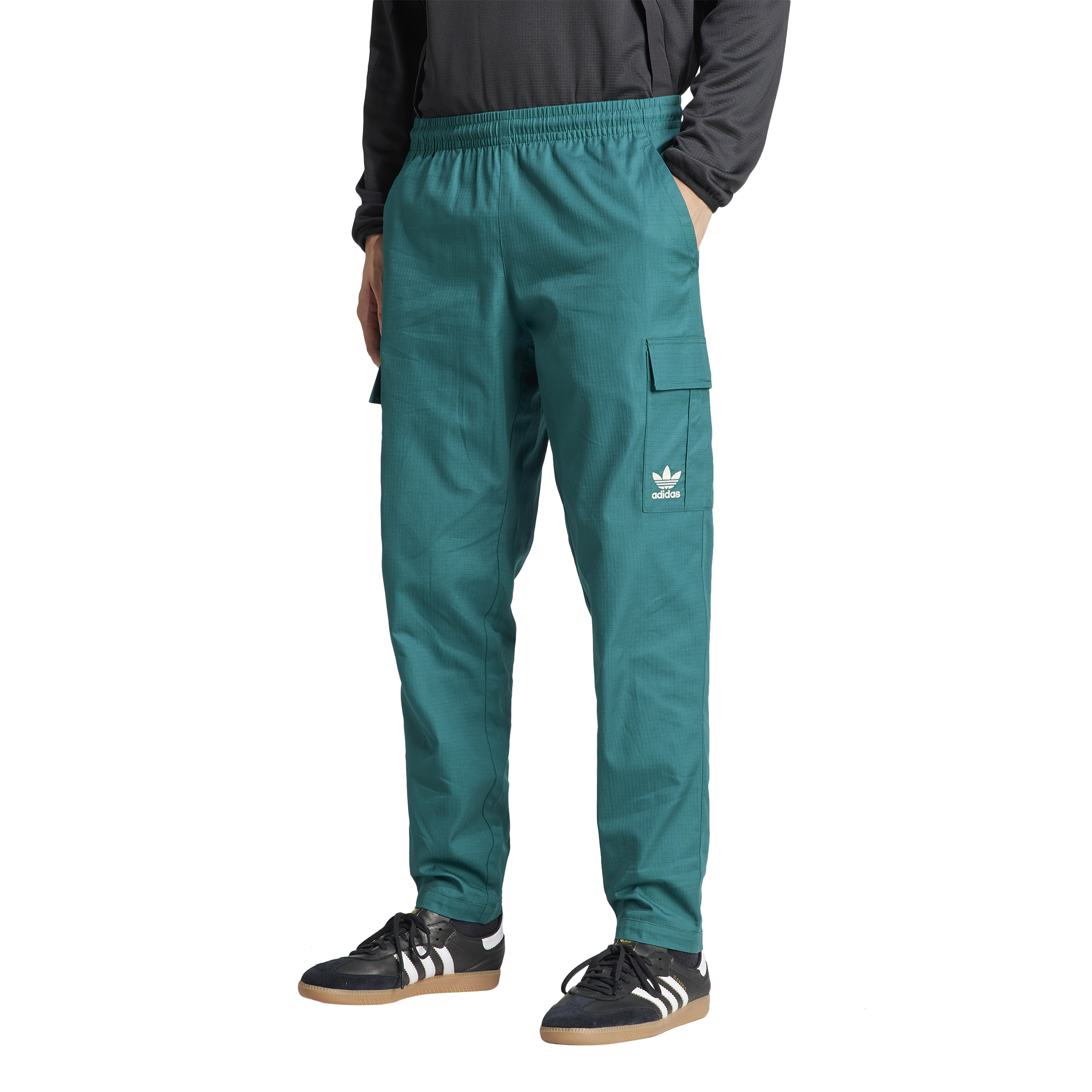 【ADIDAS】Woven Cargo Pants - Olive / IX9972 adidas Essentials Woven Cargo Pants - Green | Free Shipping