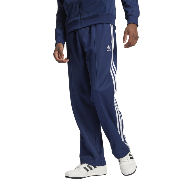 新品タグ付✨adidas Originals Track Pants ✨XL adidas Originals Firebird Adicolor Baggy Track Pants | Foot Locker
