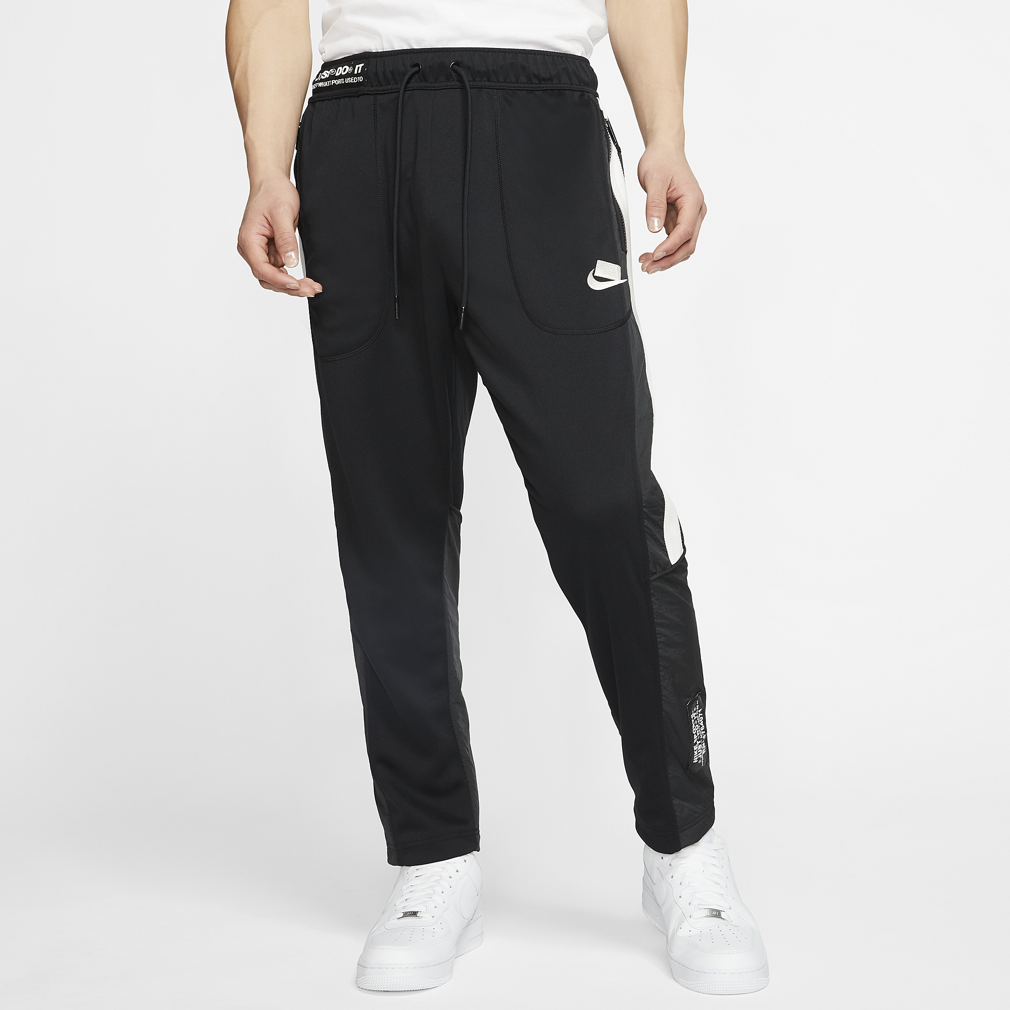 nike track pants foot locker