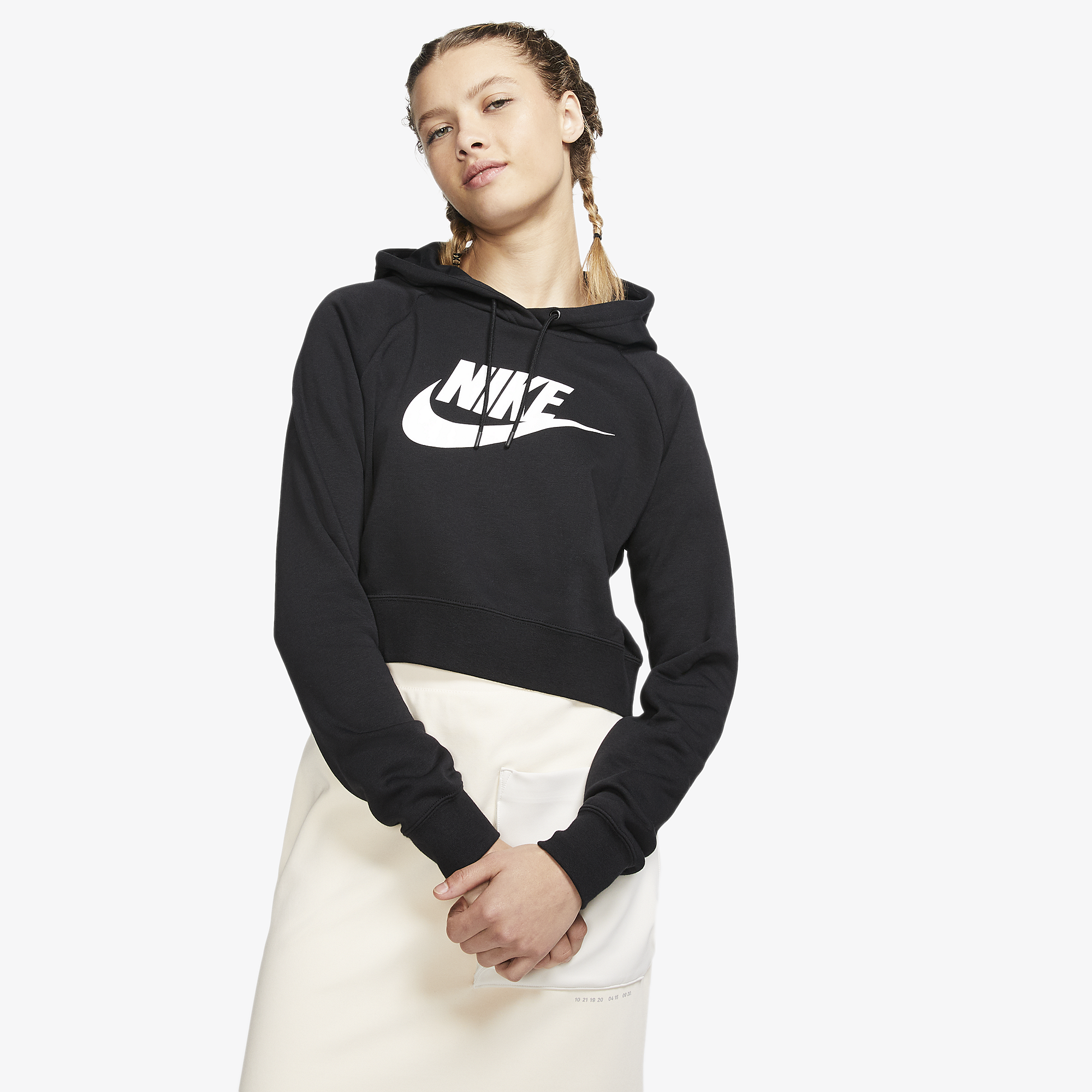 white nike jumper womens
