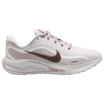 Smoky/White
