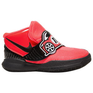kyrie 3 footlocker