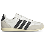 Core Black/Core White/Warm Vanilla