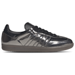 Core Black/Core Black/Gum